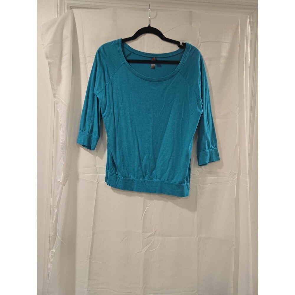 District Made Women's Teal 3/4 Sleeve Scoop Neck Top